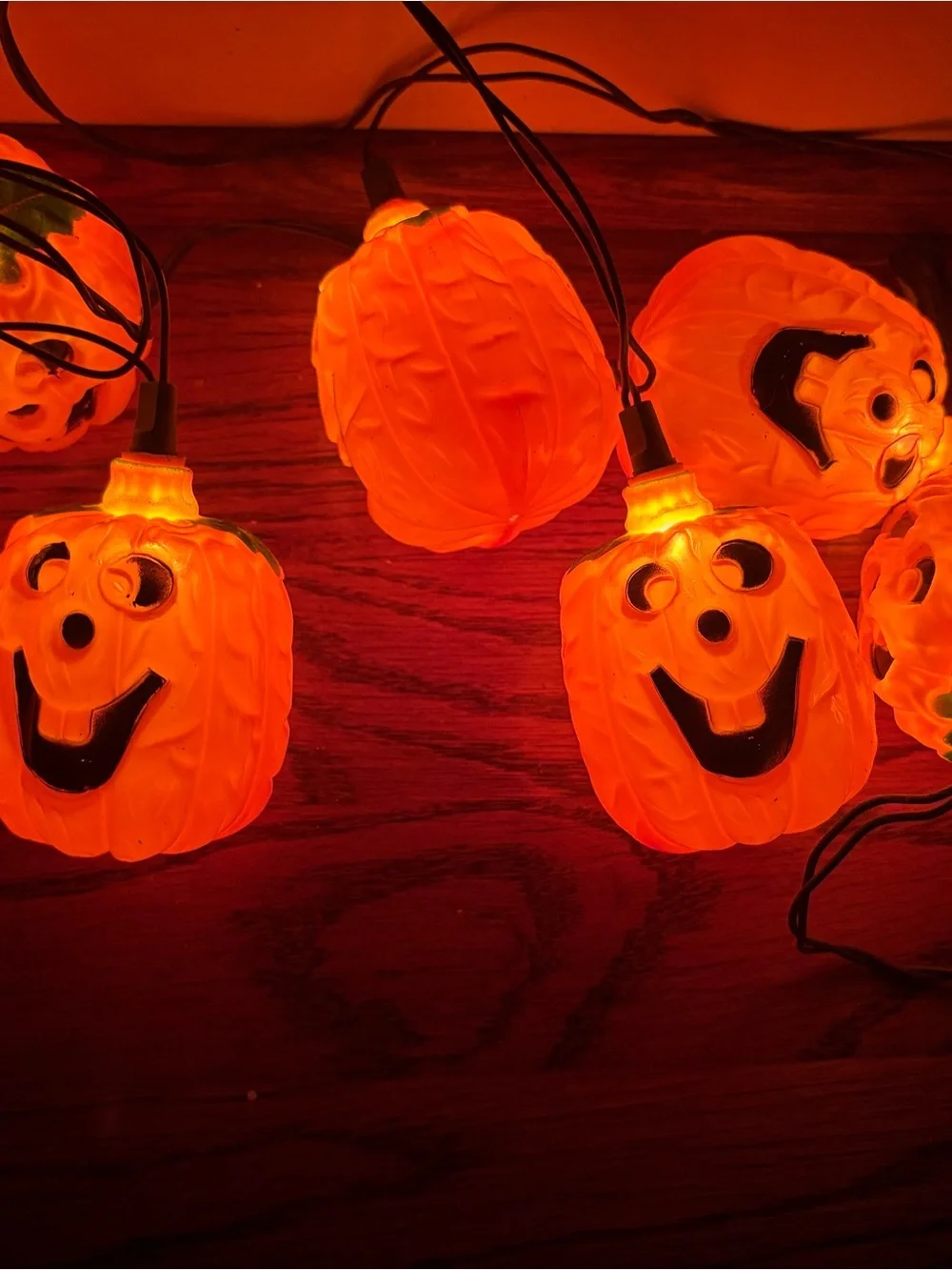 Vintage Halloween Pumpkin String Lights Jack O Lantern 10.8 Feet Blow Mold